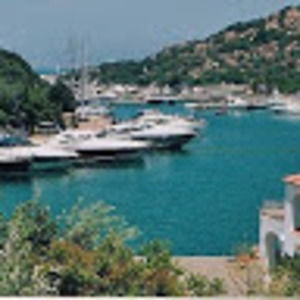 Meet your Posher, Derrick